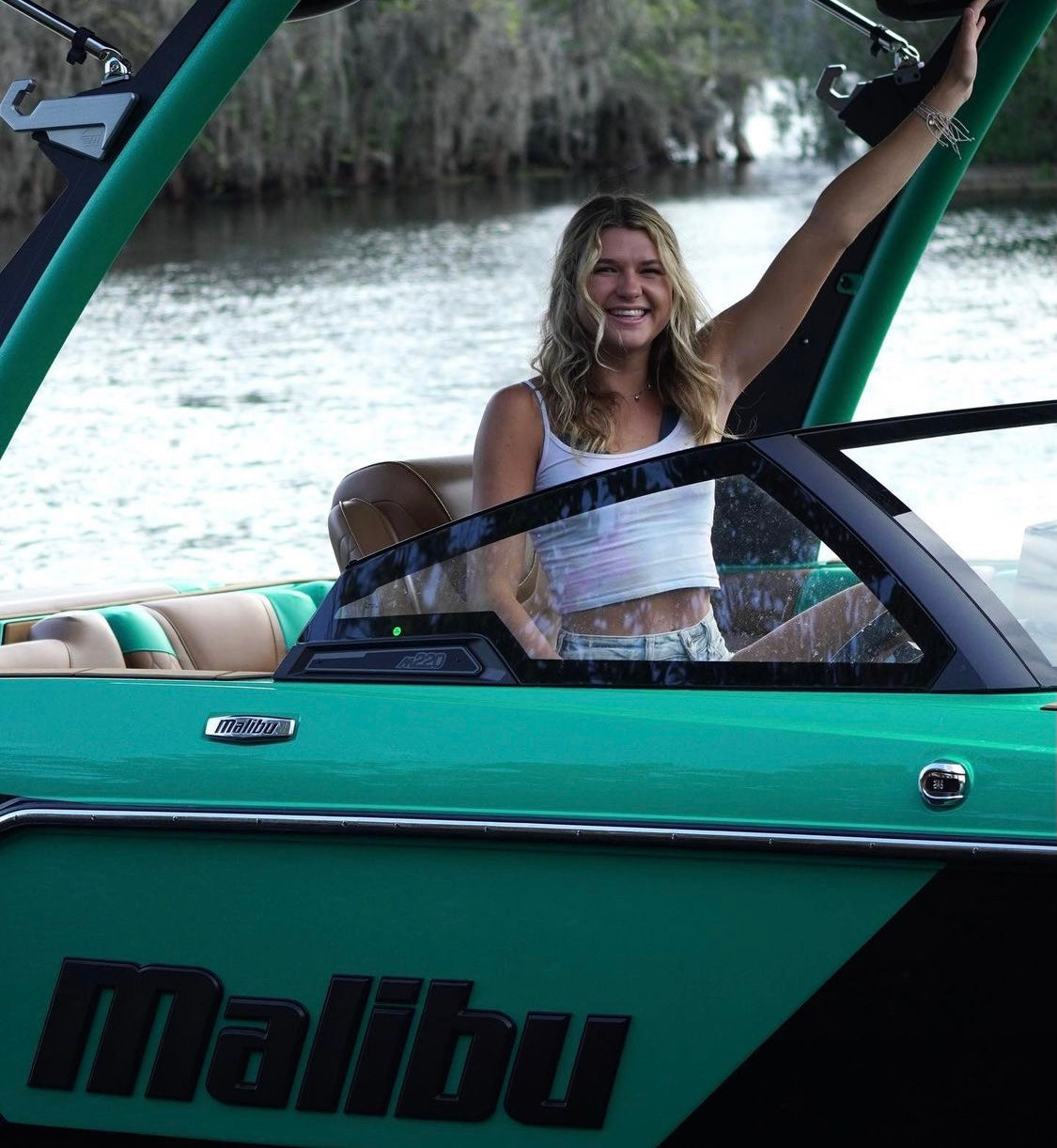 Ashley Inloes pro wakesurfer