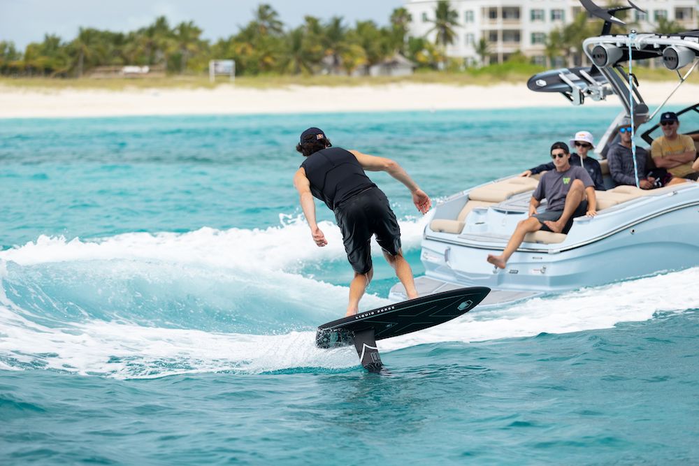 Guenther Oka on the Liquid Force 2025 X Foil Board
