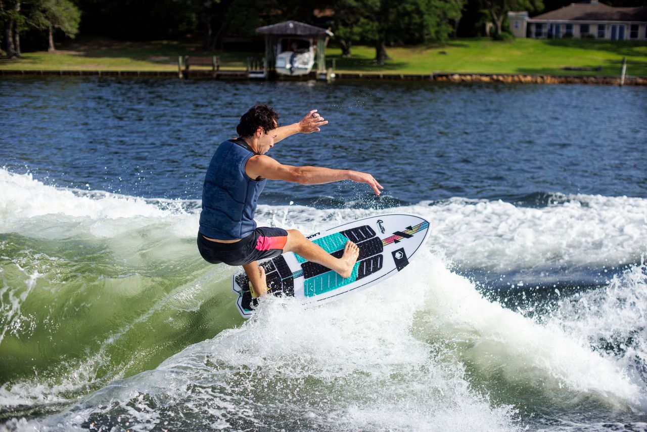 Liquid Force Quattro Wakesurf Board 2026