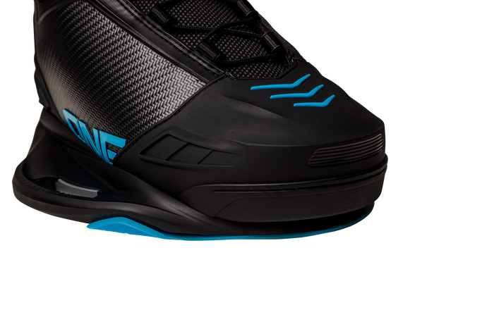 Ronix 2023 One Blackout Technology Wakeboard | One Carbitex Boots