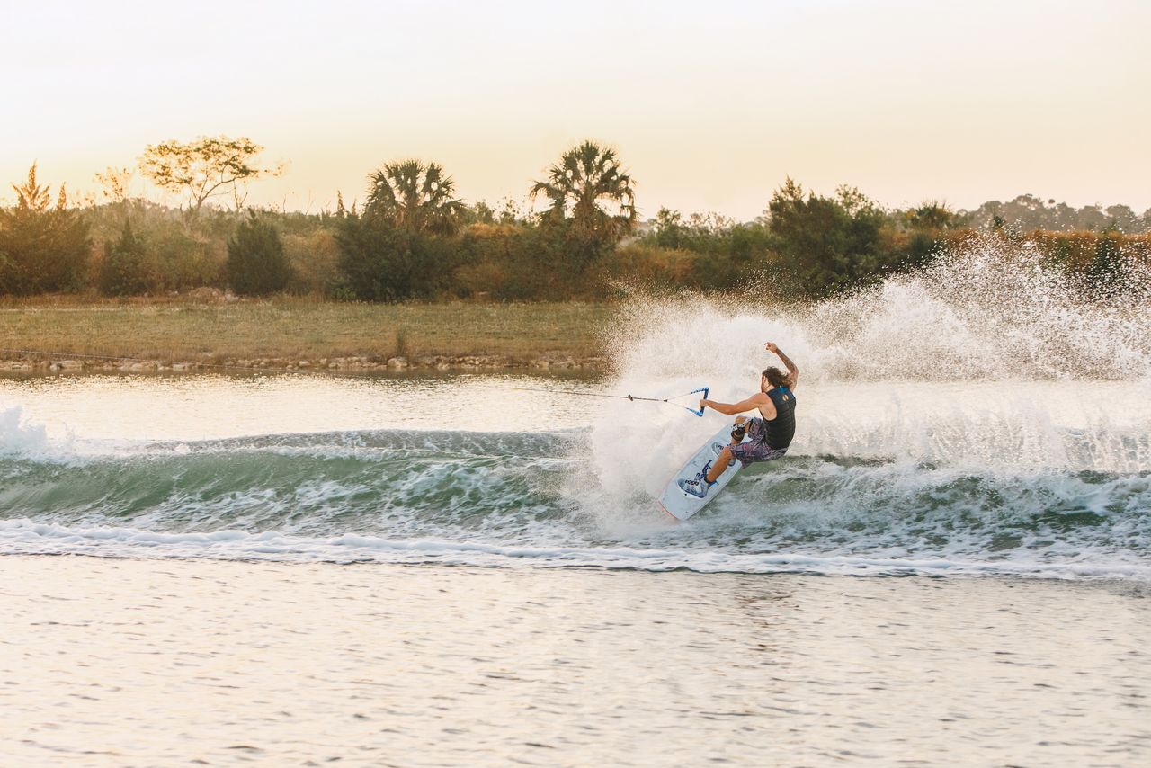 Ronix RXT Blackout Wakeboard 2026