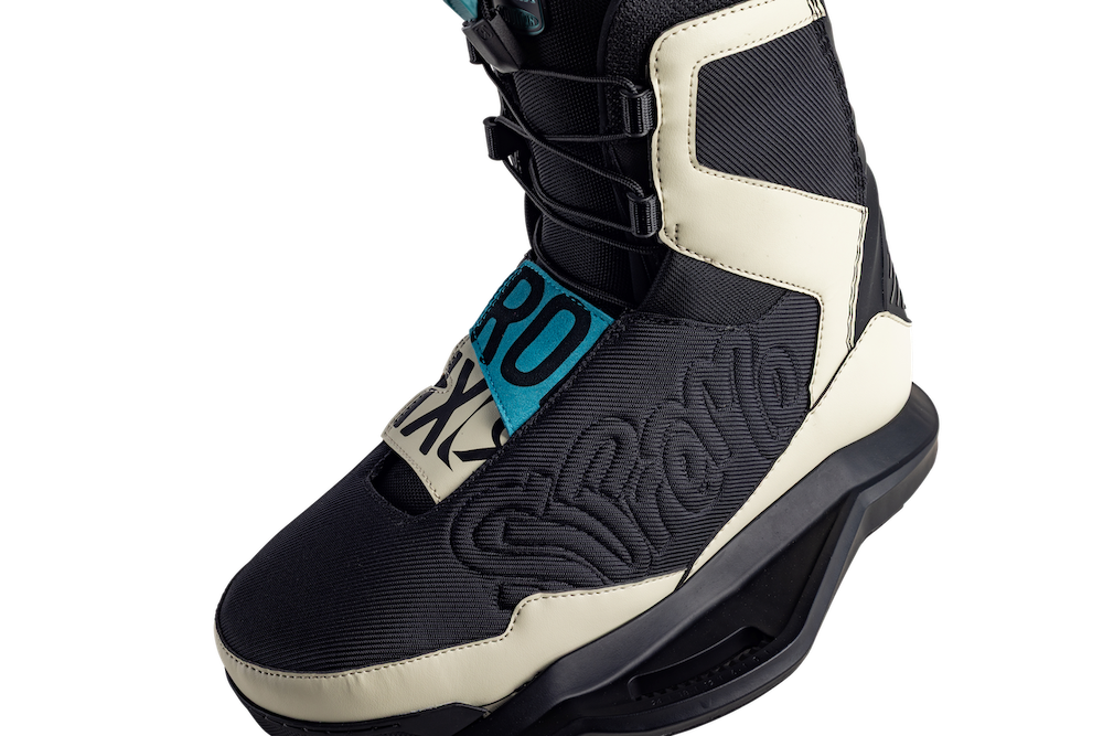 Ronix Supreme Wakeboard | Supreme Boa Boots 2026