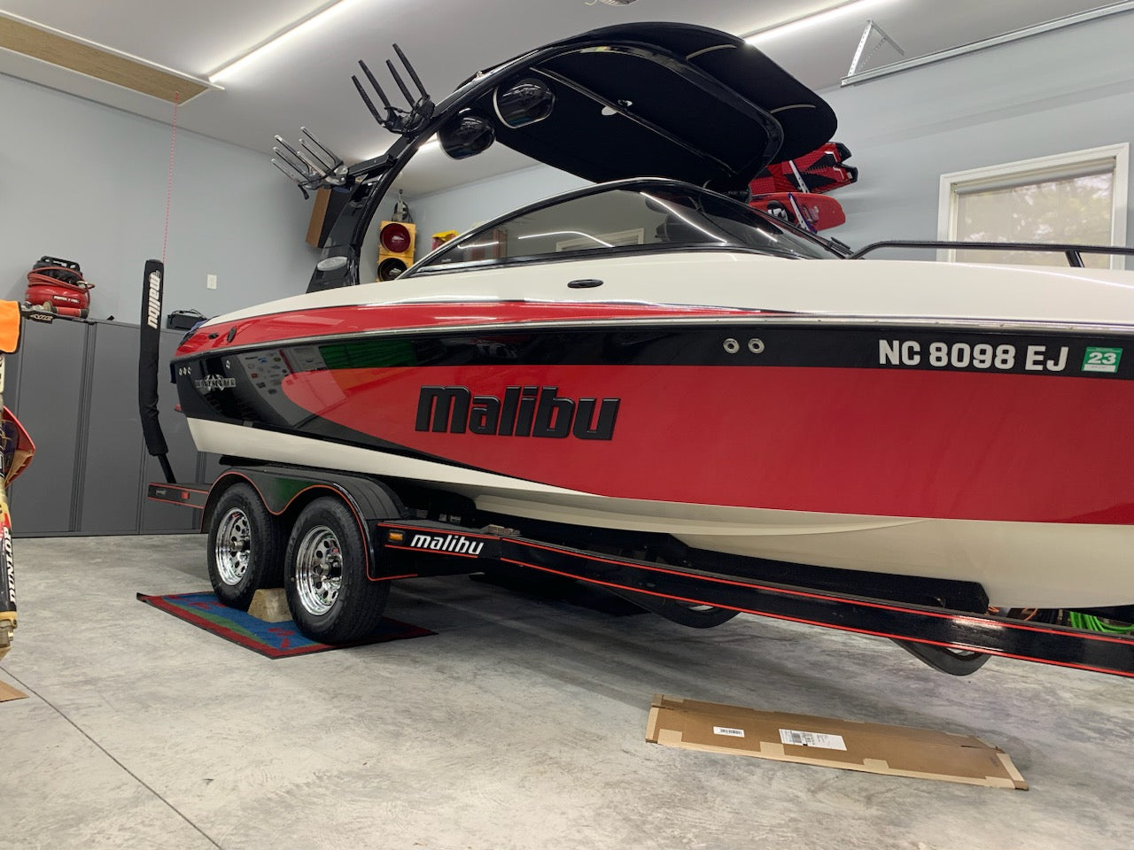 Malibu LG Decal - Black (5992926) - Customer Update