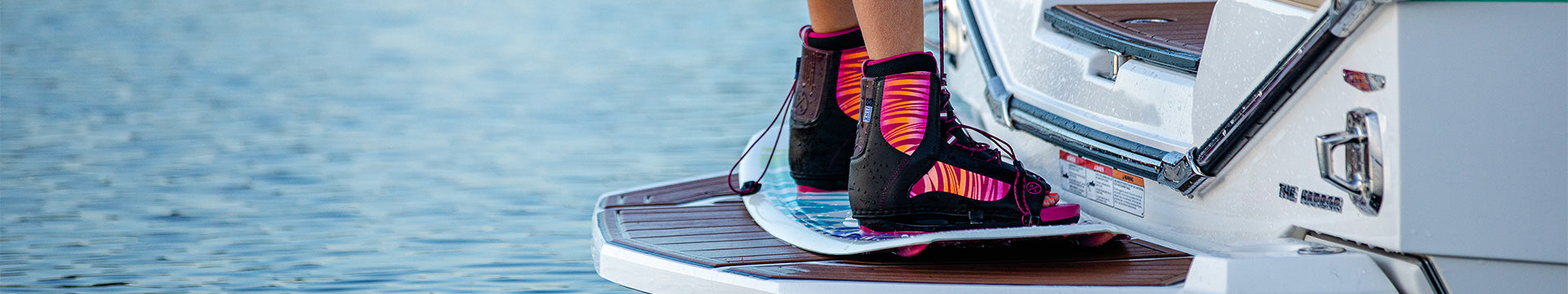 Hyperlite Wakeboard Bindings & Boots