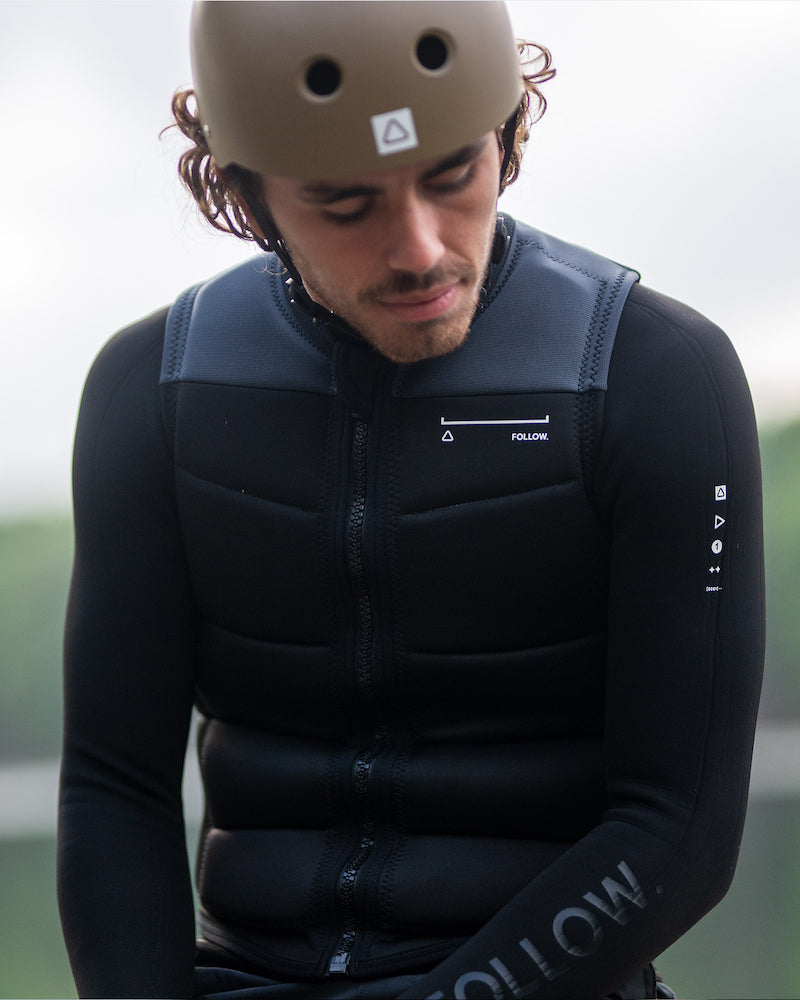 Follow Section Men's Impact Vest - Black