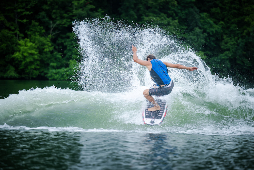 Hyperlite Darkstar Wakesurf Board 2026