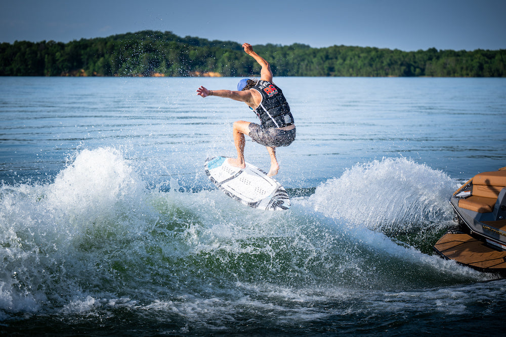 Hyperlite Hi-Fi Wakesurf Board 2026