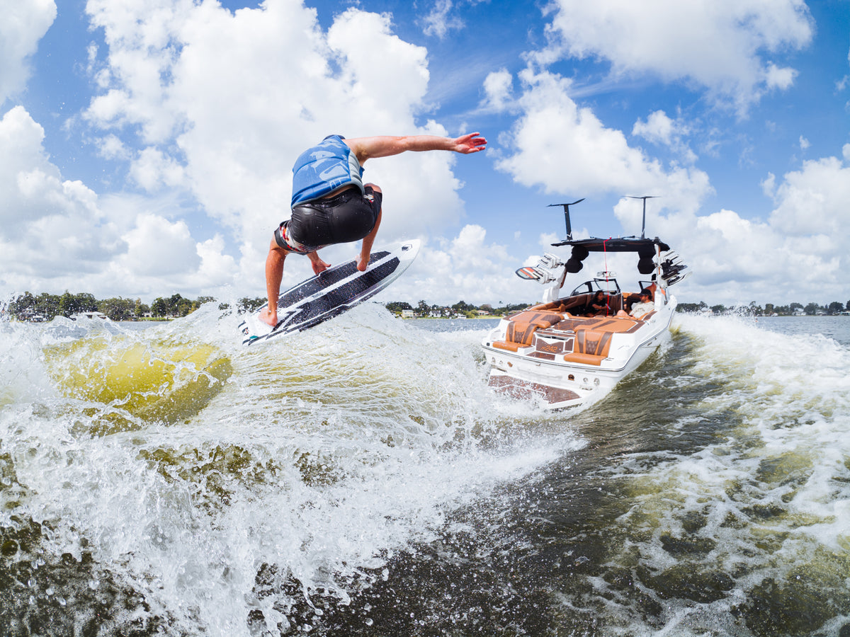 Liquid Force Syncro Wakesurf Board 2027