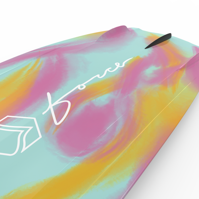 Liquid Force 2024 Angel Wakeboard | Plush 6R Bindings