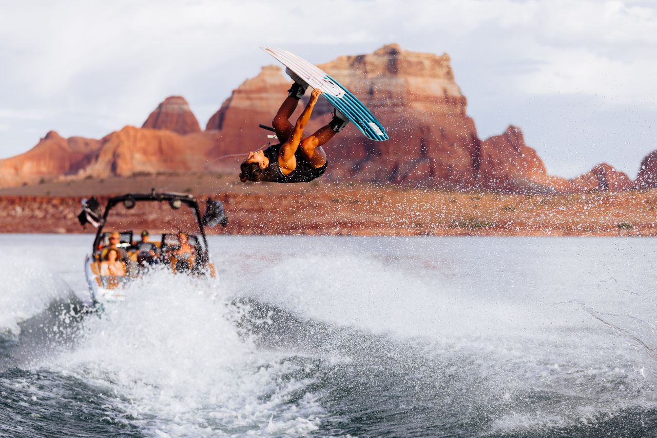 Liquid Force Angel Wakeboard 2026