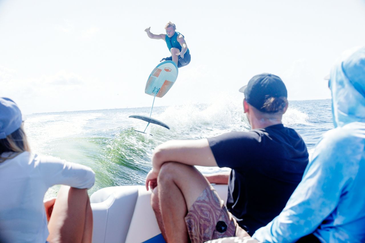 Liquid Force Horizon Foil Board 2026
