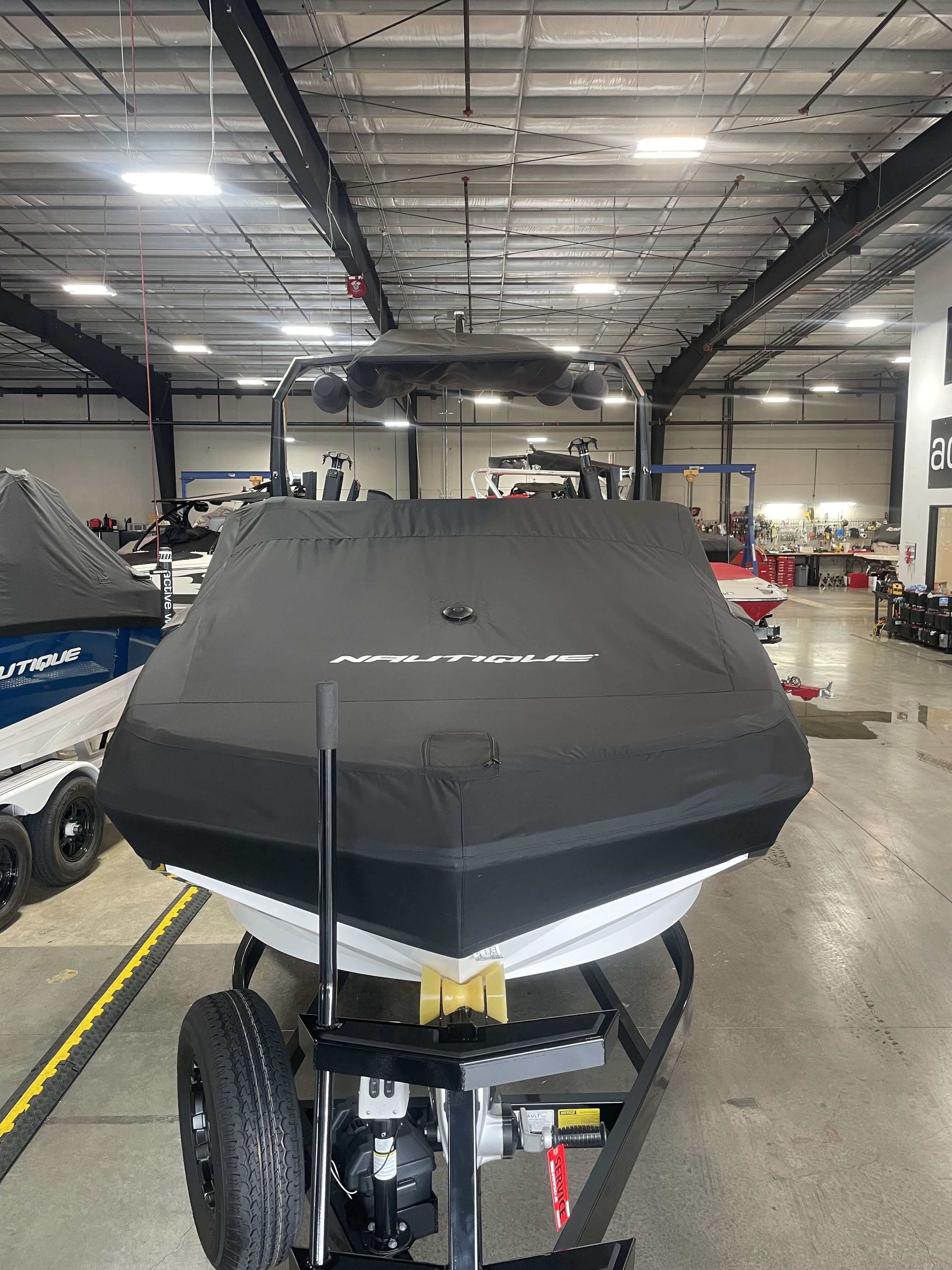 Nautique 2021 G23 MOORING COVER - Actuated Tower Down