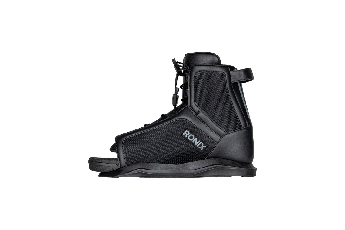Ronix District Wakeboard | Divide Bindings 2027