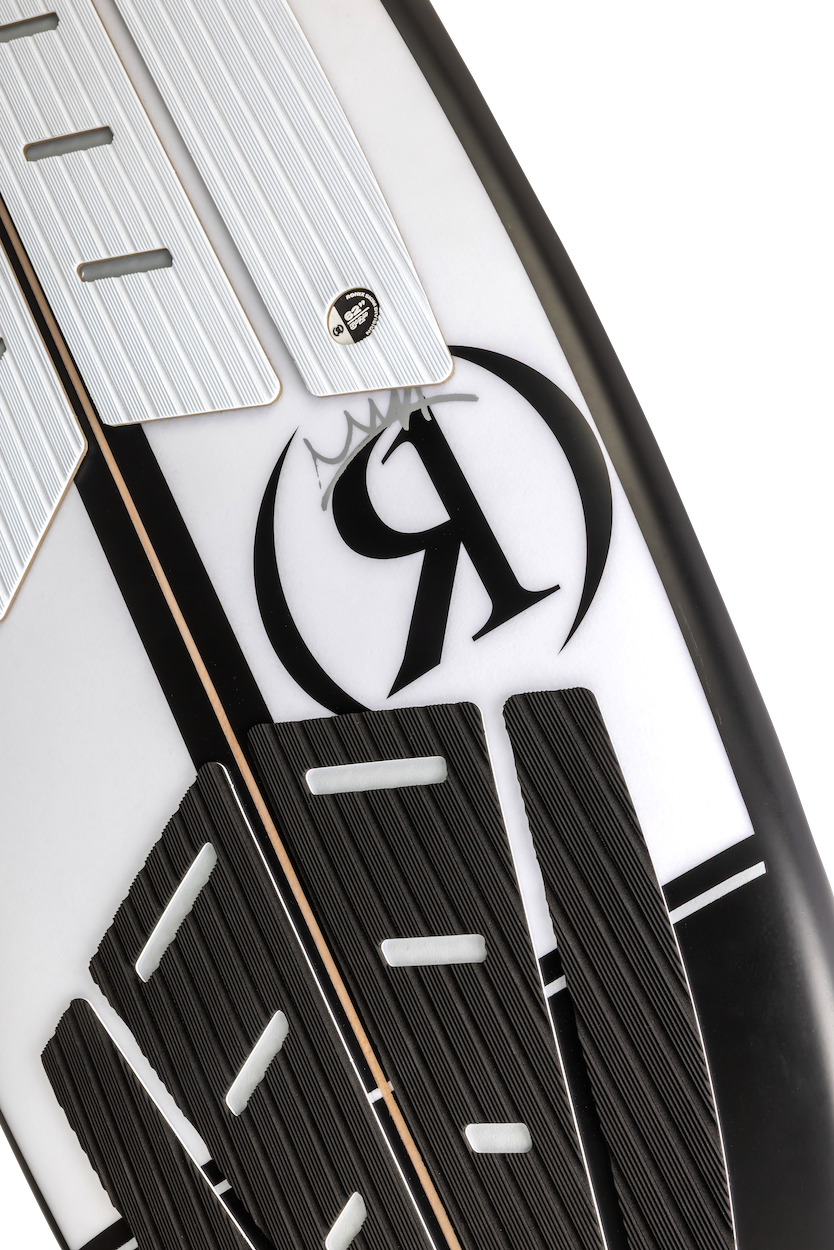 Ronix Wave King XL Surfer Wakesurf Board 2027