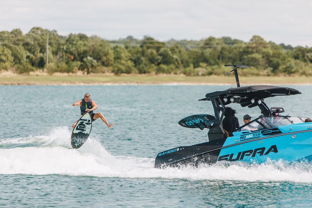 Ronix Carbon Air Core 4 Wakesurf Board 2026