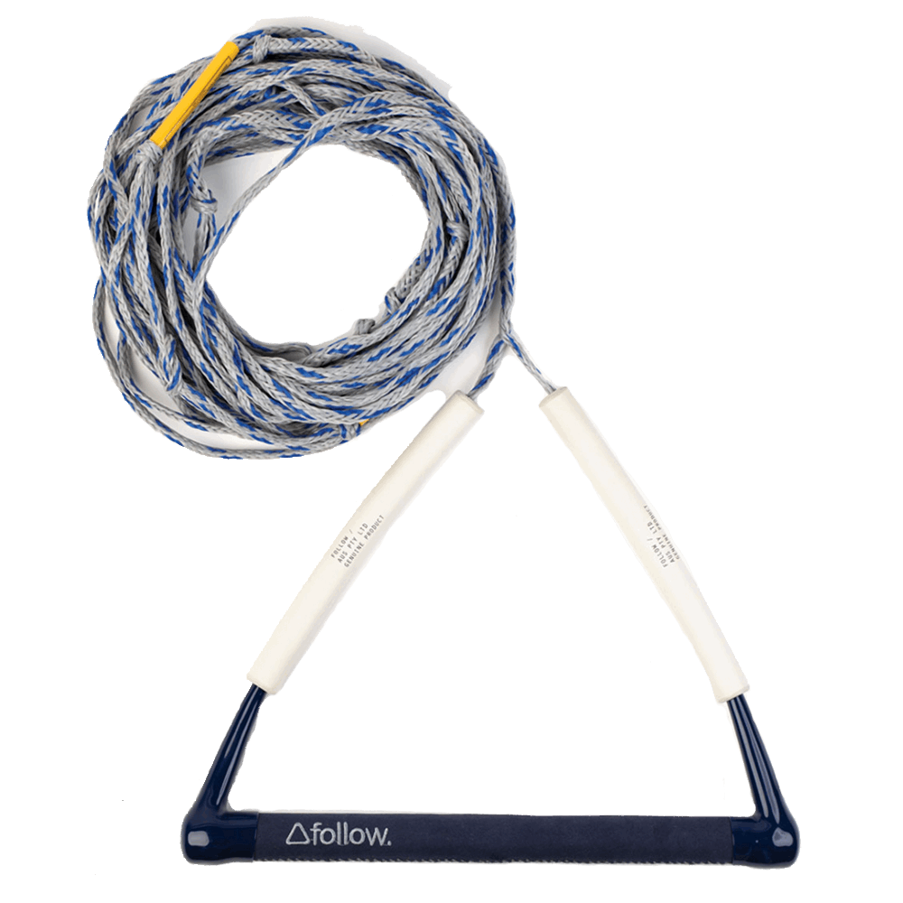 A Follow Wake blue and white rope with a narrow circle grip handle attached to it, from the Follow The Basic Package - Navy/Grey.